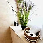 Casa Clara - Stilvolle Altstadtwohnung Nahe Dom & Elbe Magdeburg