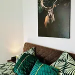 Casa Clara - Stilvolle Altstadtwohnung Nahe Dom & Elbe Apartament