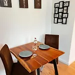 Casa Clara - Stilvolle Altstadtwohnung Nahe Dom & Elbe Magdeburg