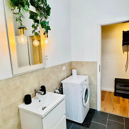 Casa Clara - Stilvolle Altstadtwohnung Nahe Dom & Elbe Apartman Magdeburg