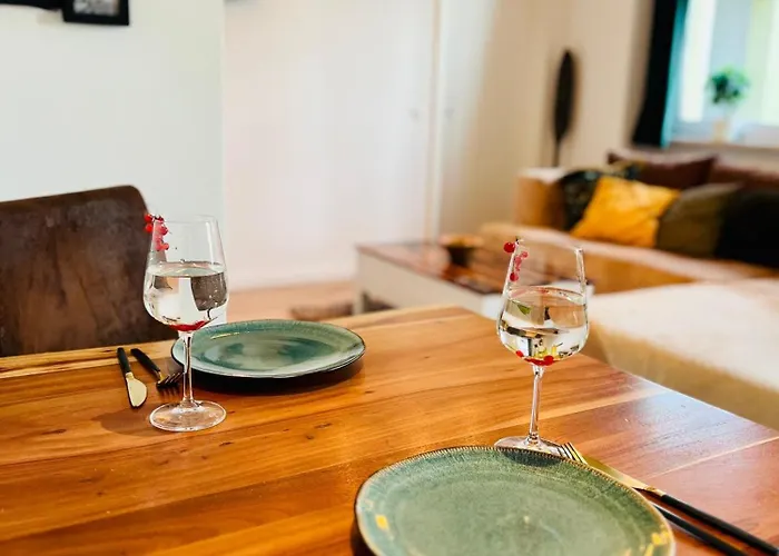 Casa Clara - Stilvolle Altstadtwohnung Nahe Dom & Elbe